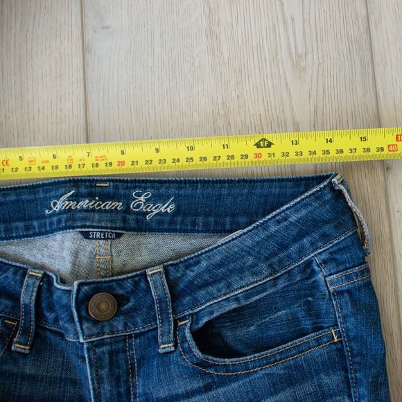 AE Hipster flare stretch dark wash Size 4R - Picture 13 of 17